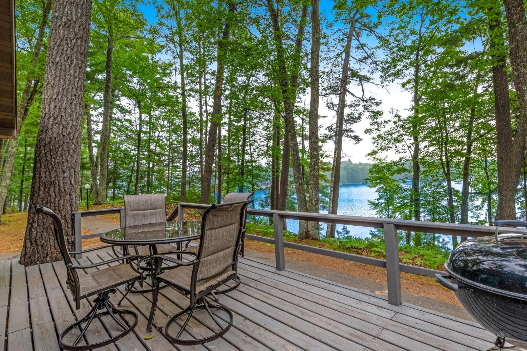 Our Lakeside Legacy Saint Germain Екстер'єр фото